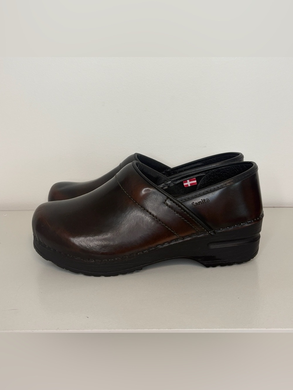 Sanita THE ORIGINAL DANISH CLOGS , sz : 7.5 ( 38 ) - Picture 2 of 9